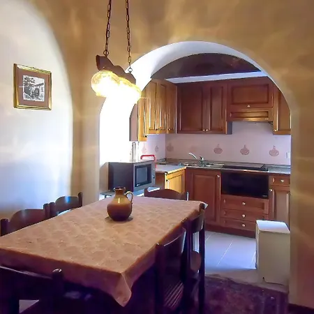 Casa Dei Poeti Carducci - Two-room For 4 People *