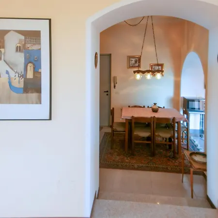 Apartment Casa Dei Poeti Carducci - Two-room For 4 People Meina