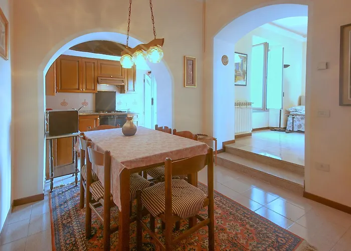 Casa Dei Poeti Carducci - Two-room For 4 People 아파트
